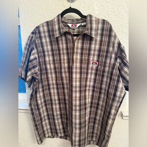 Work Wear & Utility Shirt  Ben Davis Shirt Sleeve Plaid 1/2 Zipper closure.